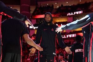 KD：我能想象自己在火箭退役 未来无法预测但我现在就是这么想的